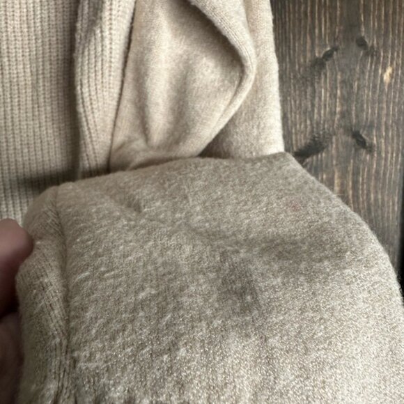 (7)Cyrus XL Crew neck sweater. Pre-loved condition-goodCream/tan color - Picture 6 of 7